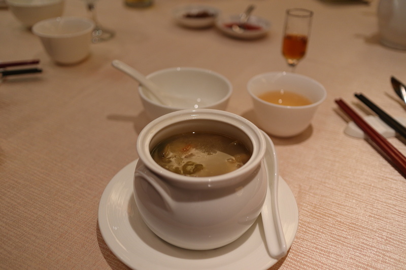 マリーナマンダリンホテルに内の中華レストラン「ピーチブロッサムズ」でディナー
